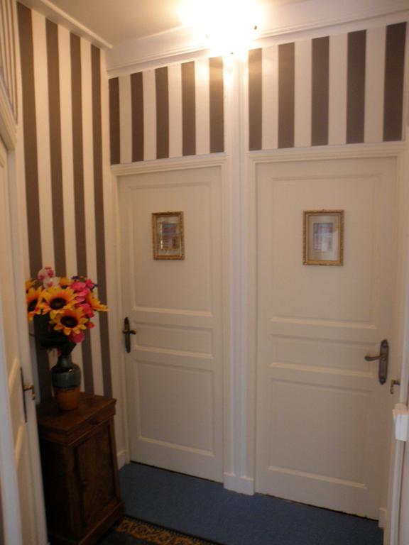 Chambres D'Hotes De L'Eglise Sainte-Mere-Eglise Bagian luar foto